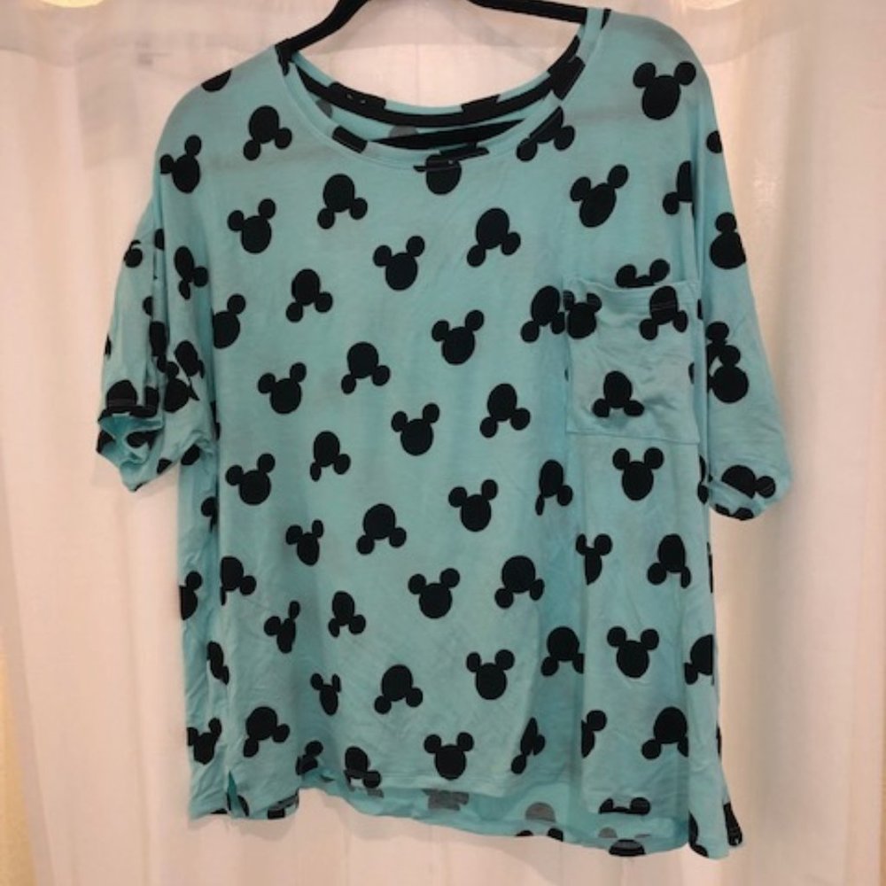 Disney Women's 2 Piece Short Sleeve Shirt & Short Pajama Set